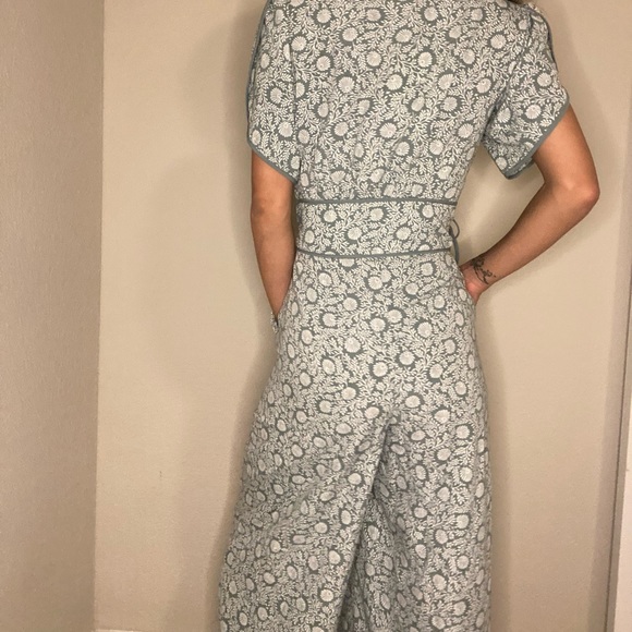 Chelsea & Violet Spring Jumpsuit - Picture 4 of 4